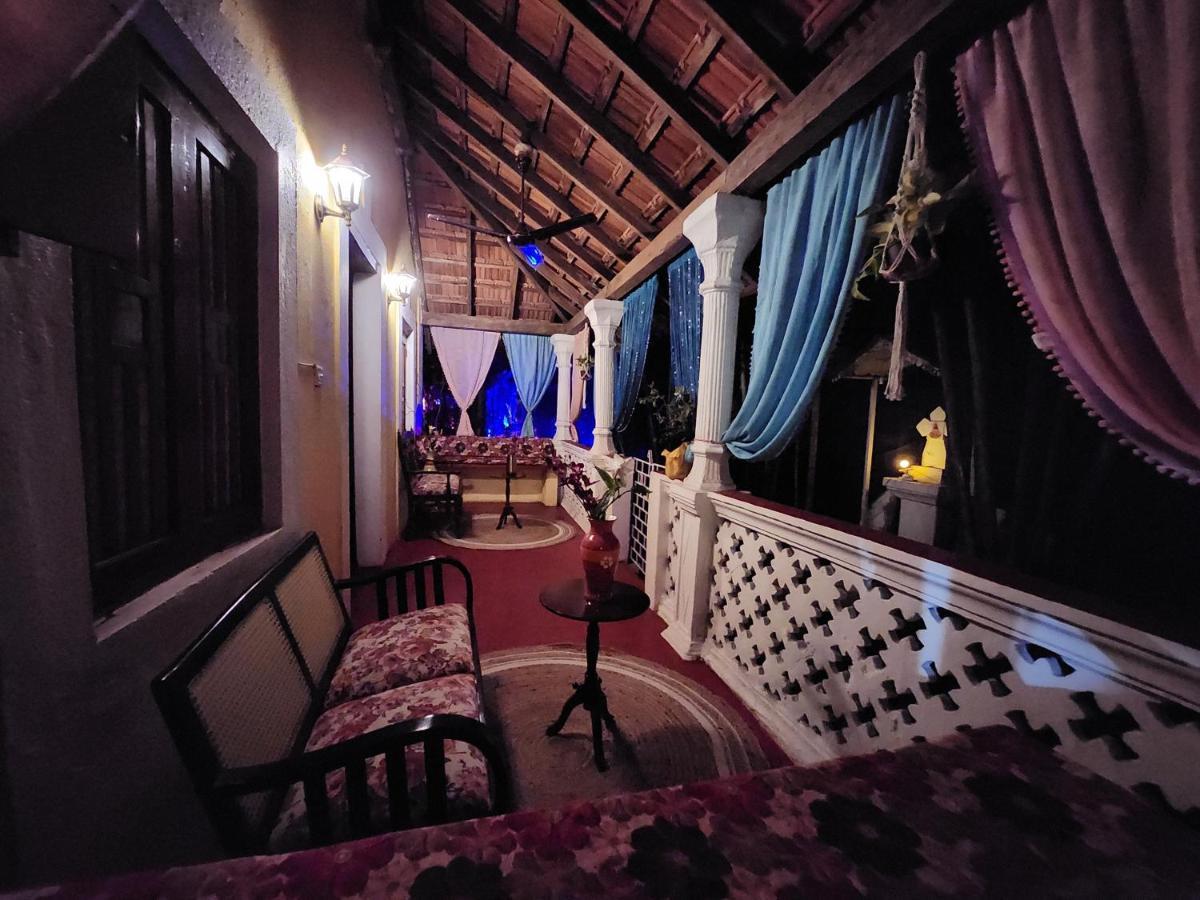Hotel Presa Di Goa - Smith And Appy Managed Calangute Exterior foto